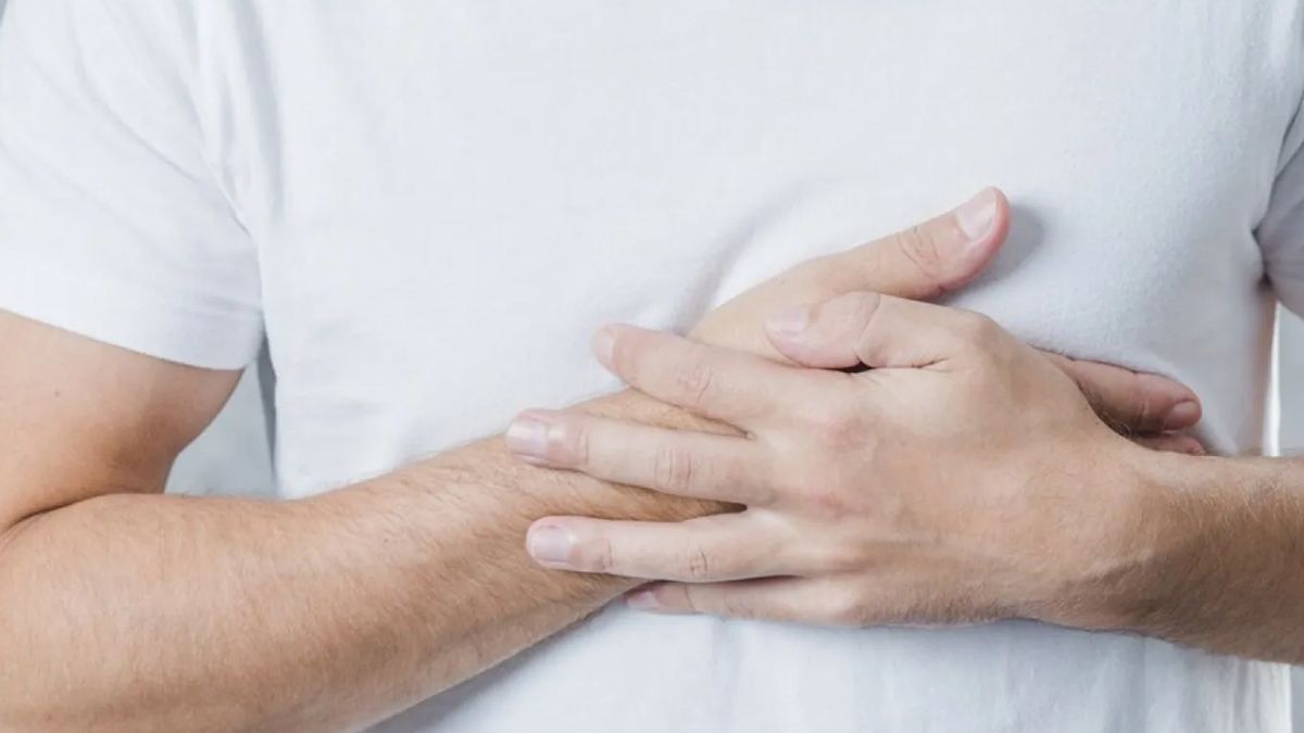 سرطان الثدي يصيب الرجال أيضًا... علامات تحذيرية لا يجب تجاهلها